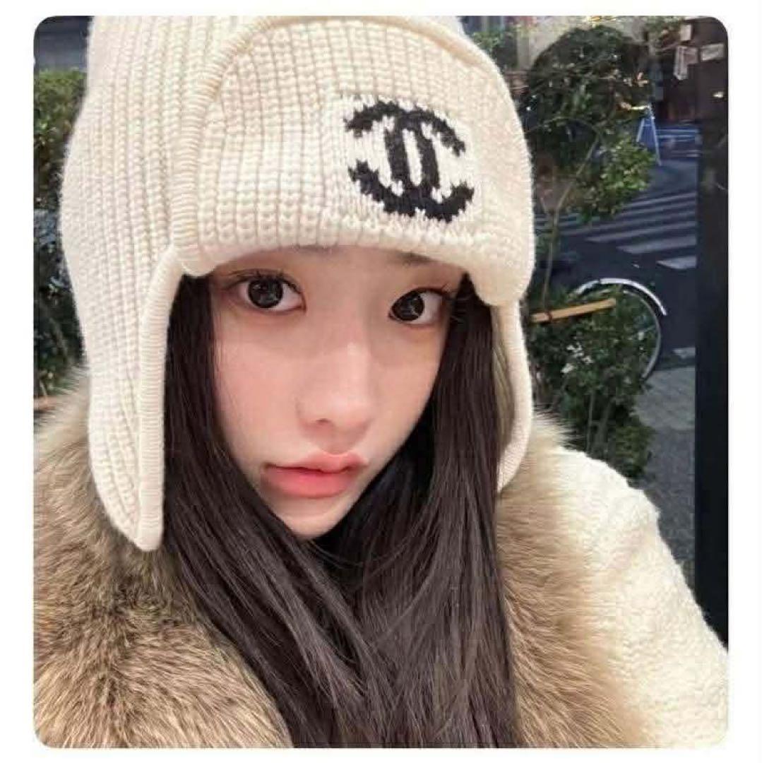 CHANELロゴ アイボリー ニット帽