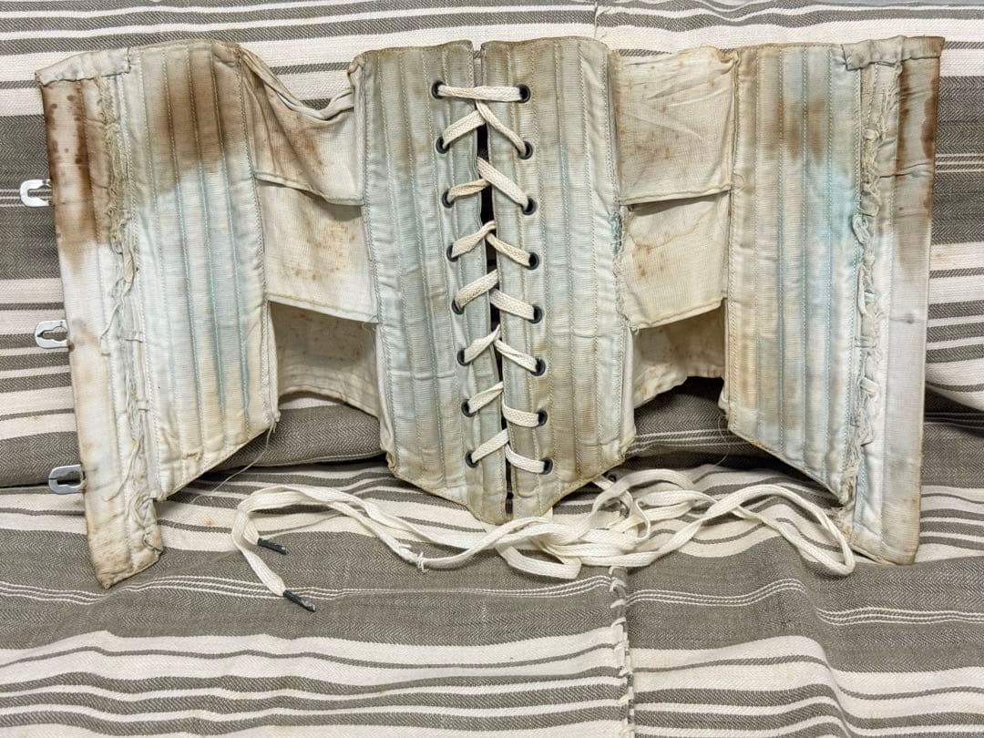 1900年代初期　フランスアンティーク　小さなコルセット　ドール・テディベア用