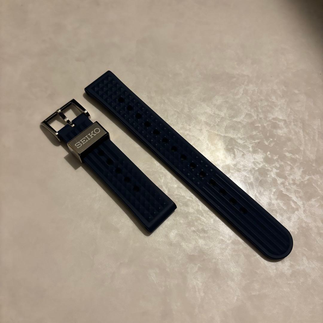 セイコーラバーベルト ネイビー　SEIKO ラグ幅19ミリ