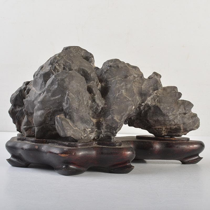 中国　鑑賞石　太湖石　霊壁石　置物　唐木台付　V　R7487