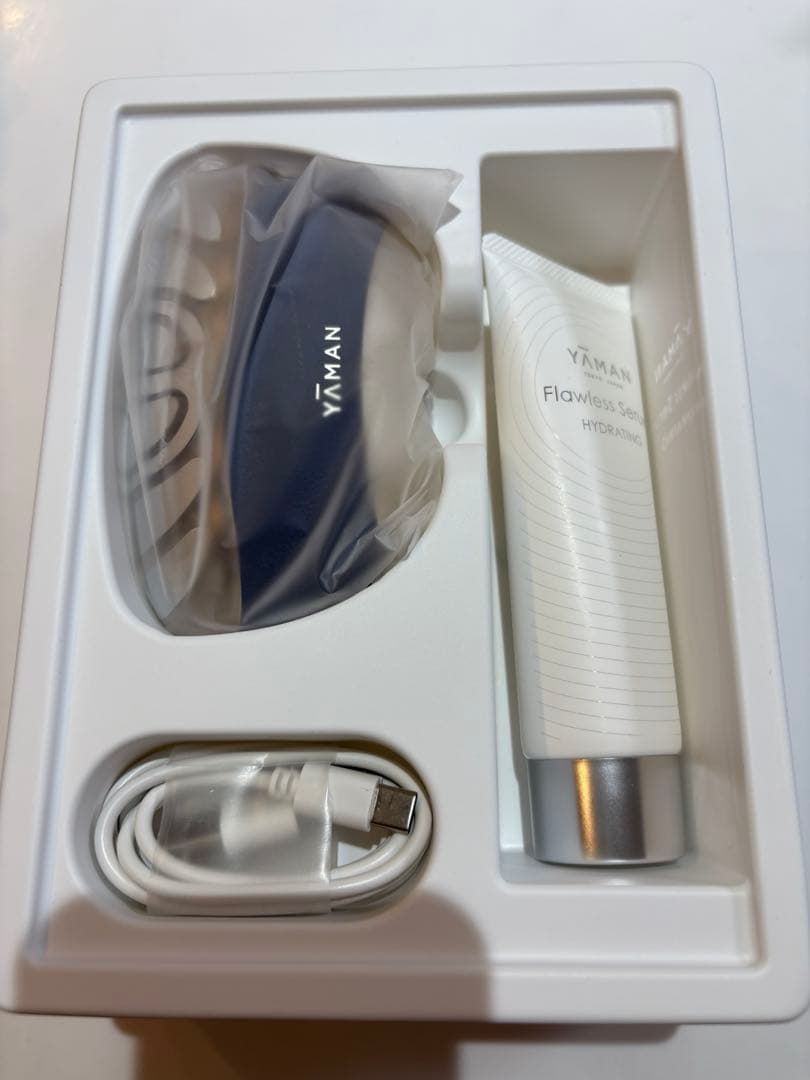 【本日限定価格】　YAMAN リフトロジーSP ネイビー