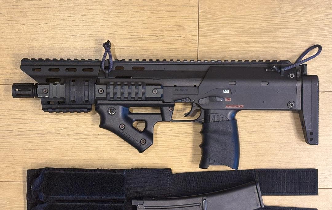 東京マルイ　MP7A1 　ガスブローバック　外装カスタム