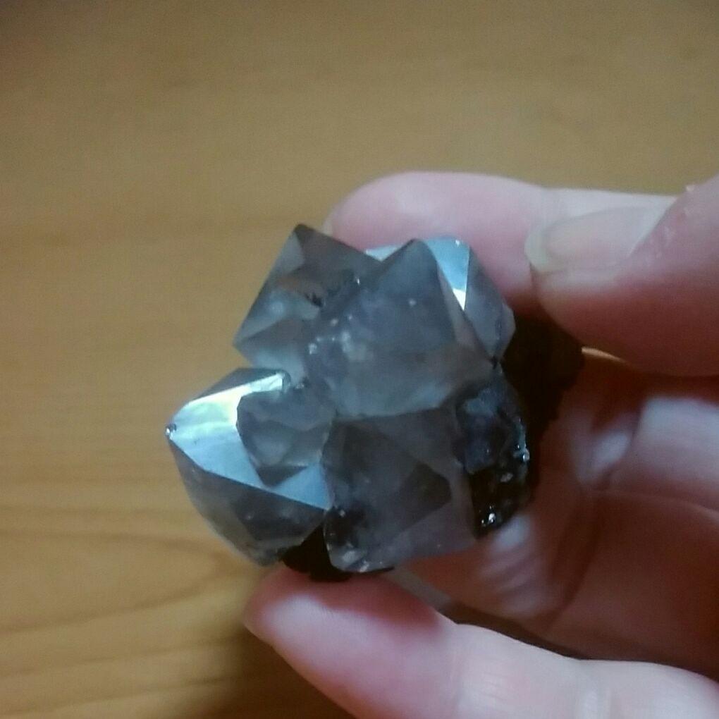 ベータ水晶　高温水晶　ベータクォーツ