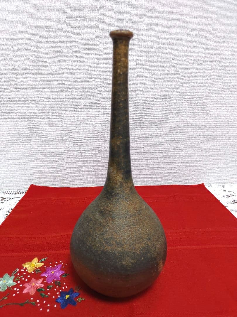 備前焼 各見信利 花入 鶴首花瓶 一輪挿し 共箱 共布 付き