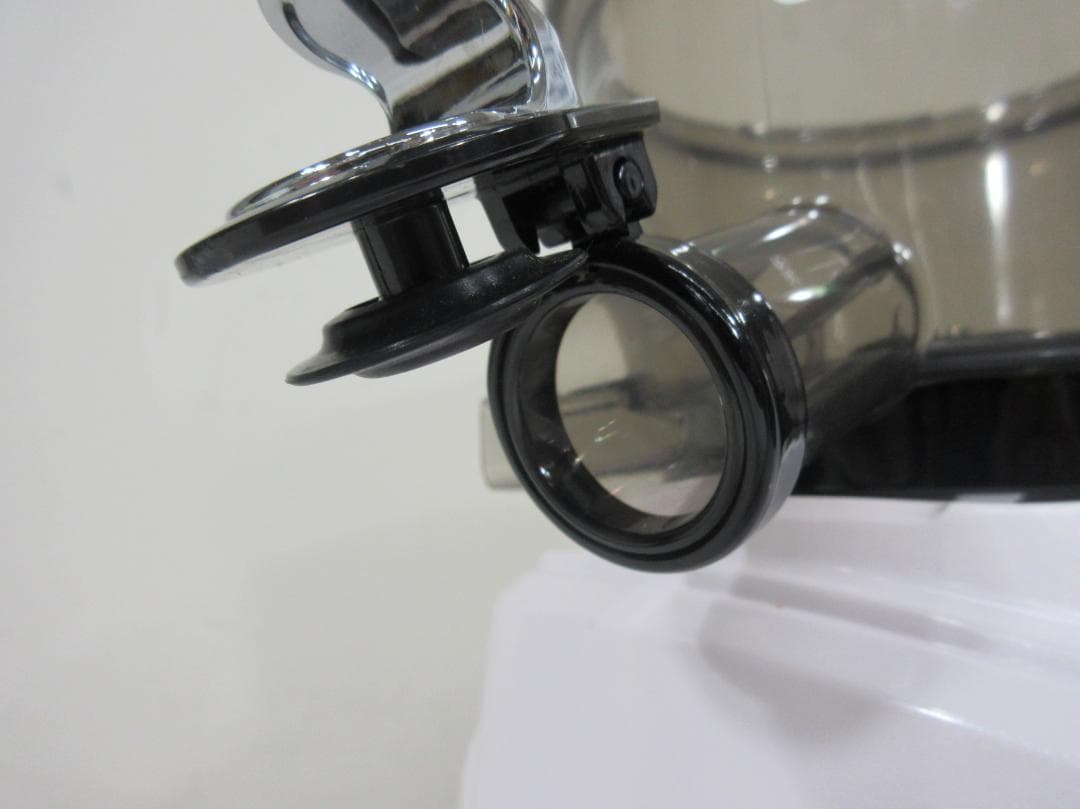 1108W Kuvings クビンス M2 ホールスロージューサー ホワイト