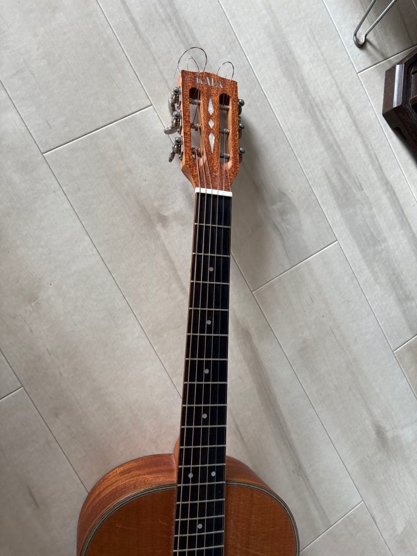 KALA アーコスティックギター　激安