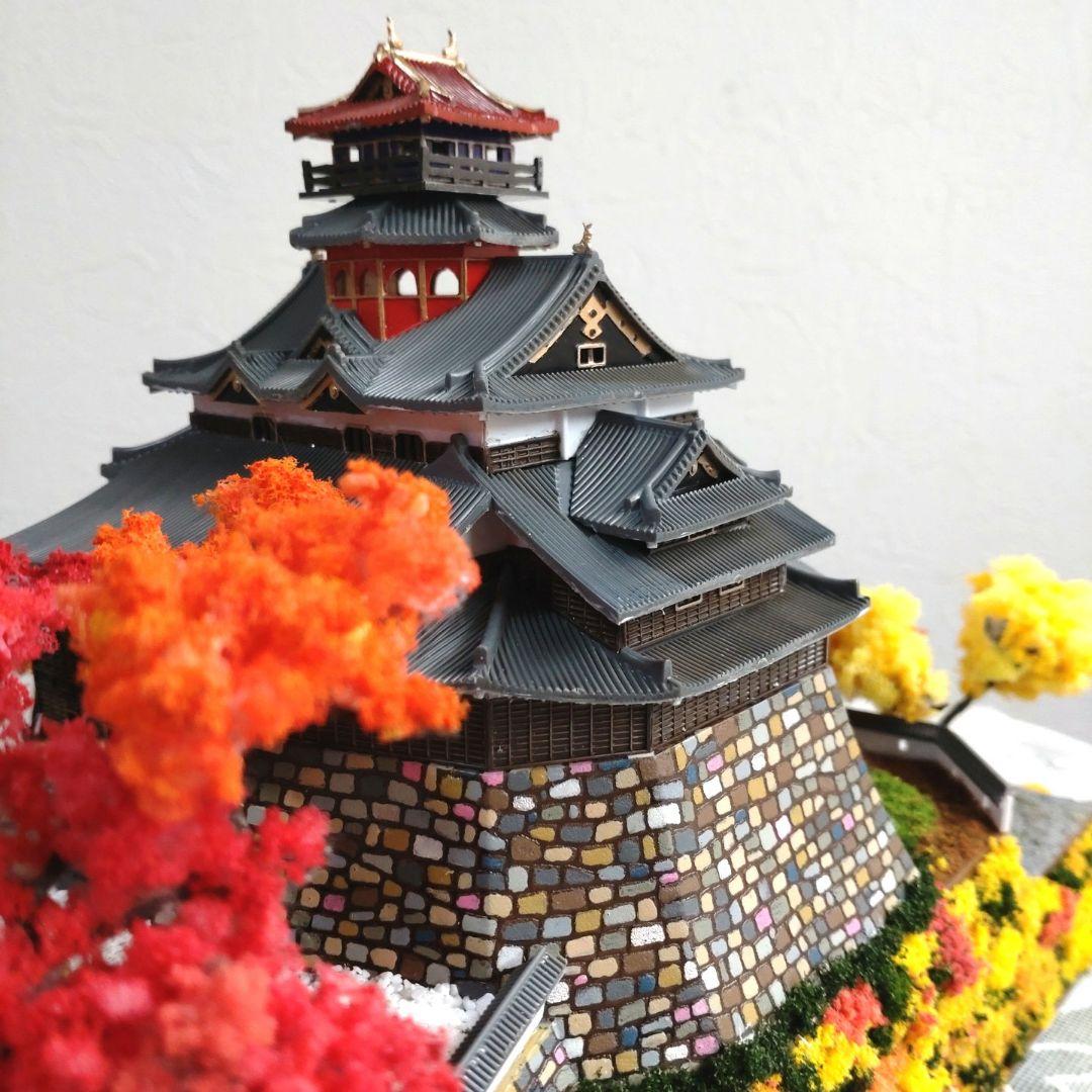 安土城　プラモデル　組立済完成品　秋（紅葉）バージョン