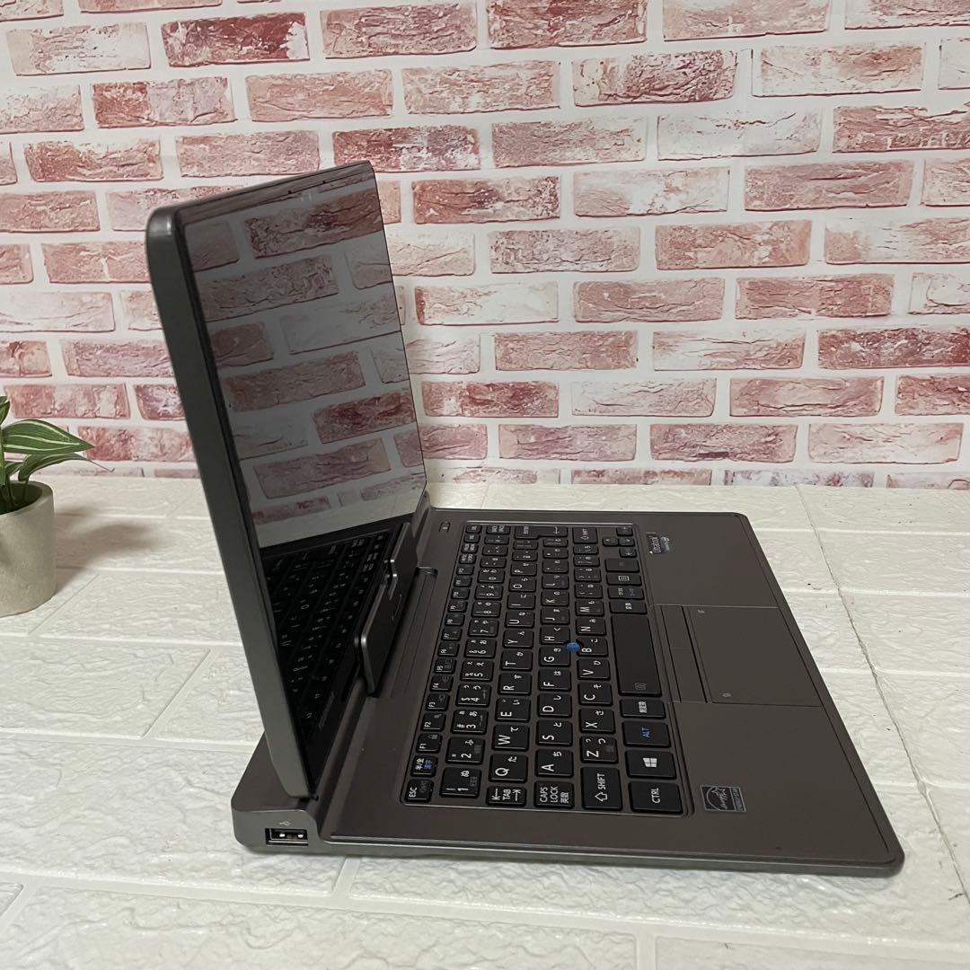 ★タブレット美品東芝パソコンSSD128GB★V714/K ノートPC152