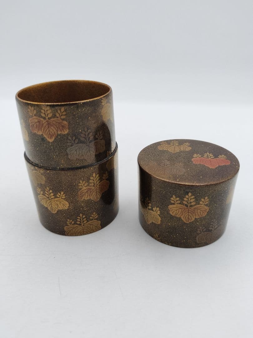 b845【新品・未使用】菊桐　細中次 内梨子地 輪島　清香 木箱 茶道