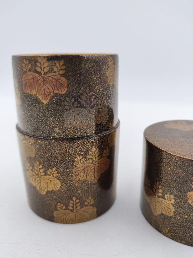 b845【新品・未使用】菊桐　細中次 内梨子地 輪島　清香 木箱 茶道