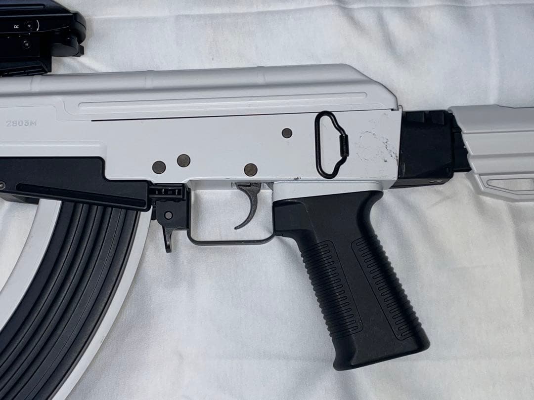 送料込み　東京マルイ　AKホワイトストーム 次世代電動ガン