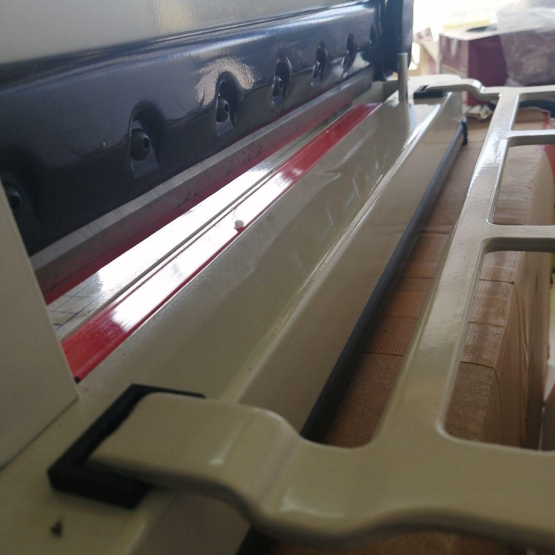 大型裁断機　DS-858A4