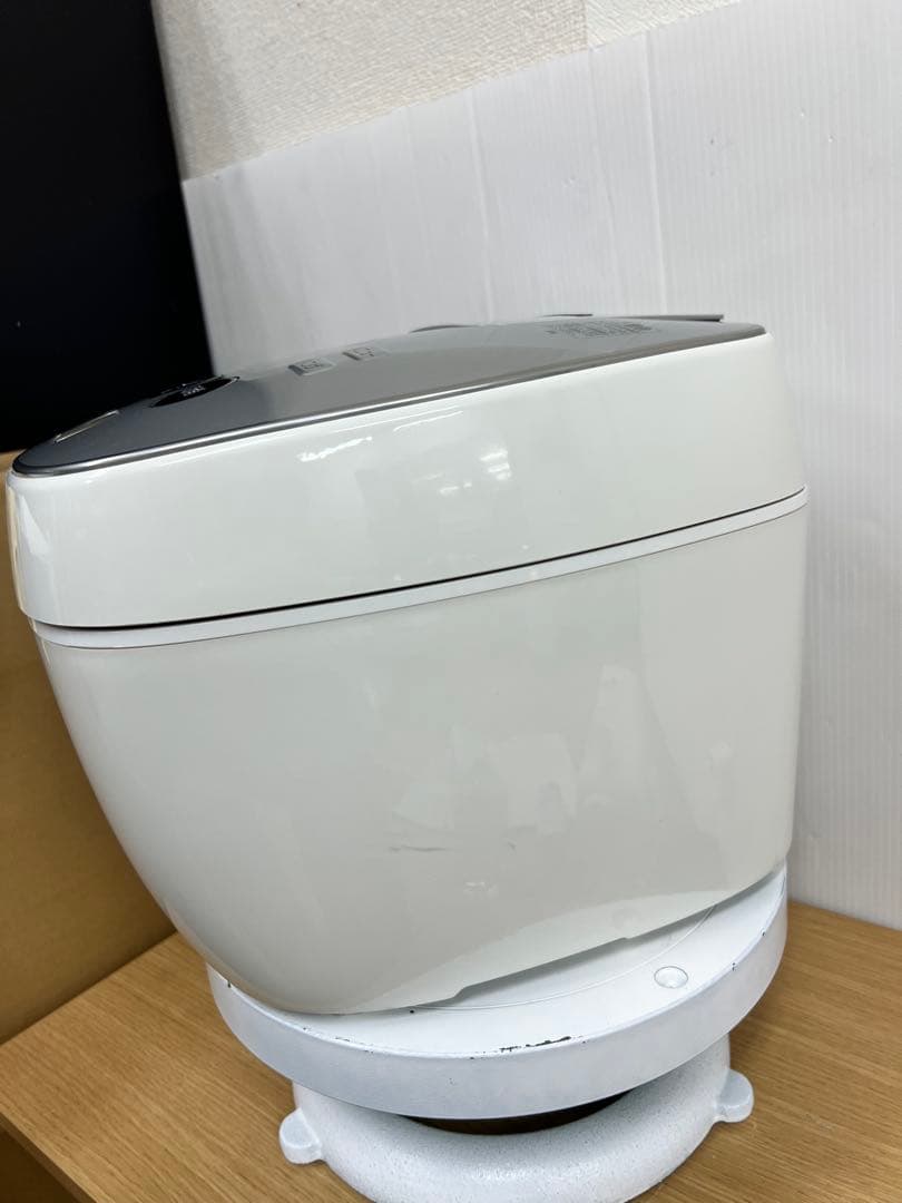 TIGER タイガー 圧力IH炊飯器 JPB-18E1 ホワイト 1.8L