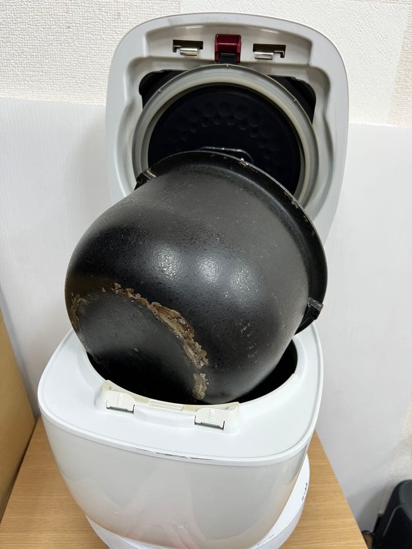 TIGER タイガー 圧力IH炊飯器 JPB-18E1 ホワイト 1.8L