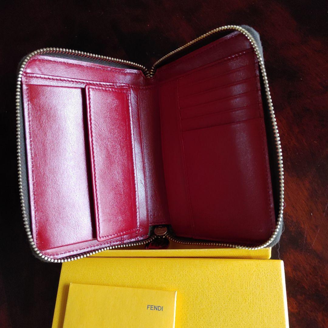 みく　フェンディ　財布　ズッキーノ