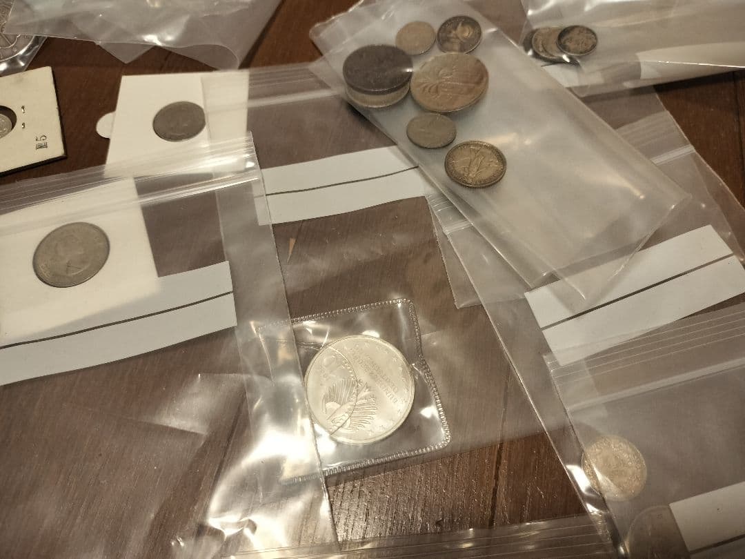 旧貨幣・金貨・銀貨・記念硬貨コレクション