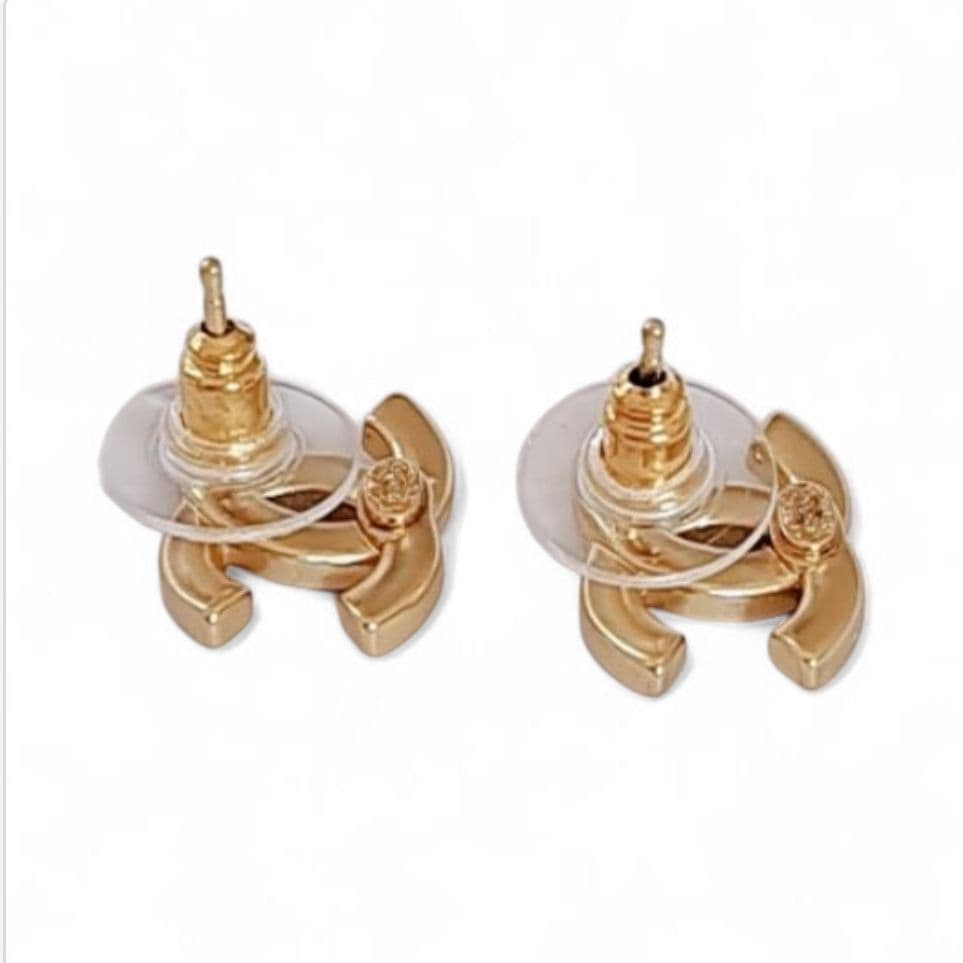 シャネル　CHANEL　ココマーク　ゴールド　未使用　超美品