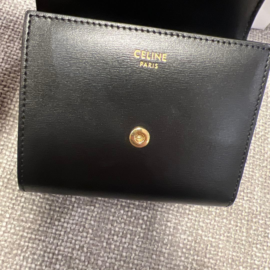 セリーヌ　三つ折り財布