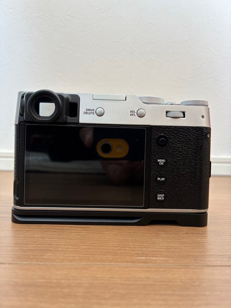 極美品！FUJIFILM X100V シルバー 2300ショット