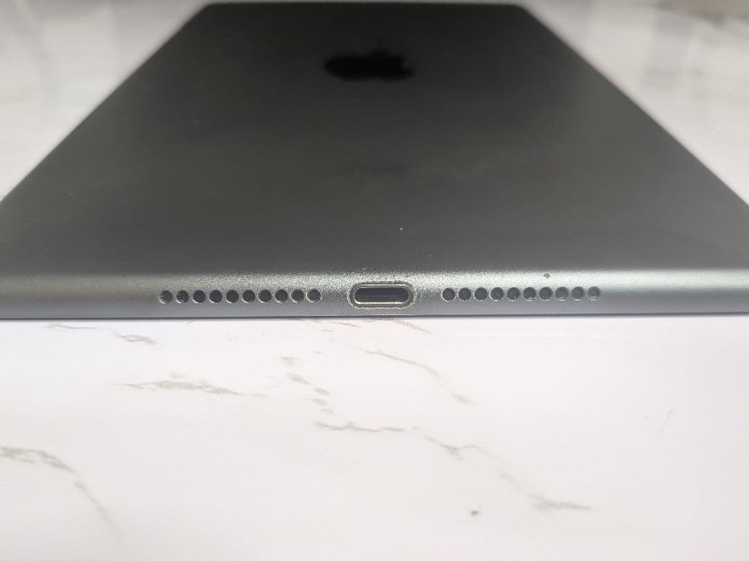 iPad mini5 WiFiモデル 64GB スペースグレー