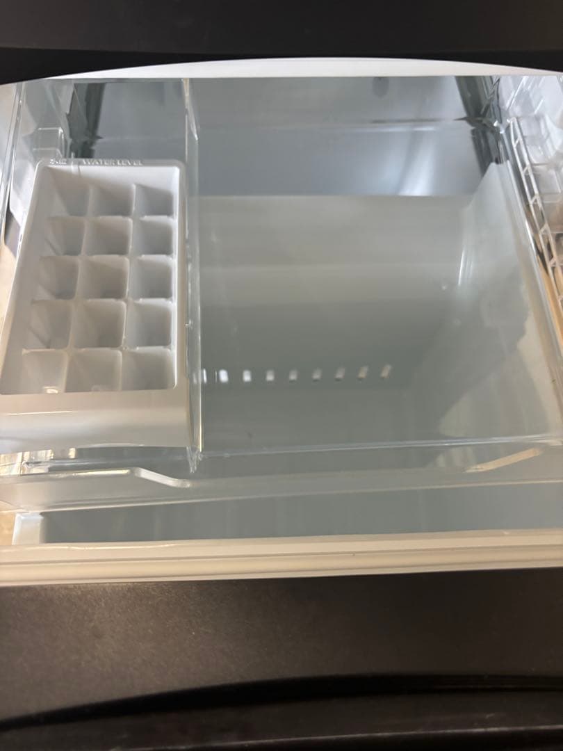 ほぼ未使用美品 TOSHIBA 東芝 冷蔵庫 GR-W15BS2025年