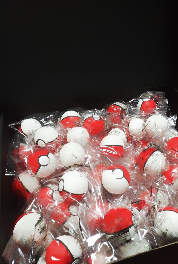 【新品】非売品 ポケットモンスター限定刻印入Box& モンスターボール100個