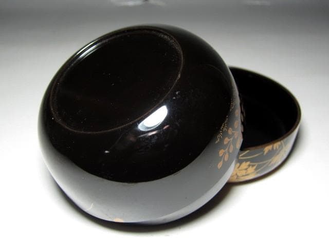 千家十職 塗師 中村宗哲 春草絵平棗 裏千家十四代 淡々斎花押　　　m172