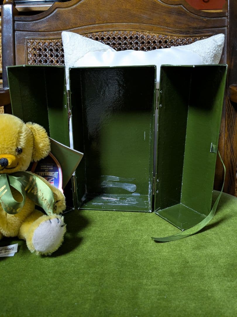 Harrods メリーソート社チーキー