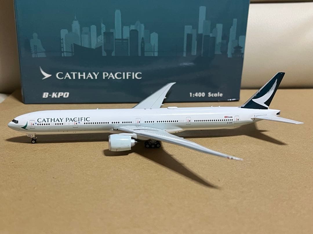 Phoenix 1/400 キャセイパシフィック 777-300ER B-KPO