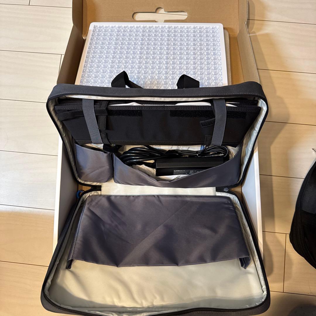 amaran Pano 120c 照明機器