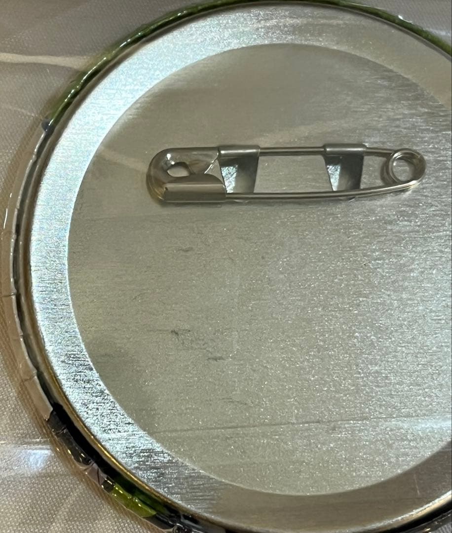 ブルーロック　TSUTAYA 制服　ホログラム　缶バッジ　潔世一　100個