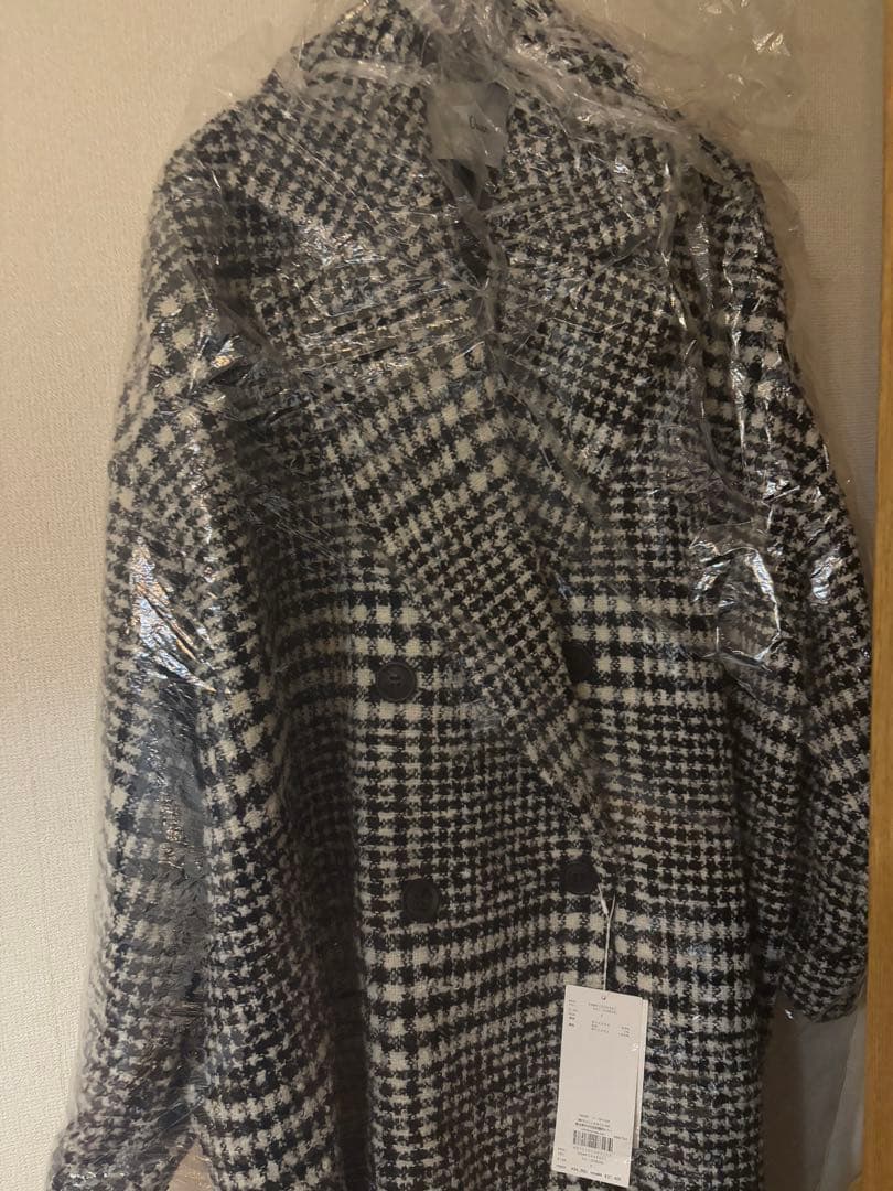 新品未使用タグ付き　ワイドシルエットダブルブレストコート