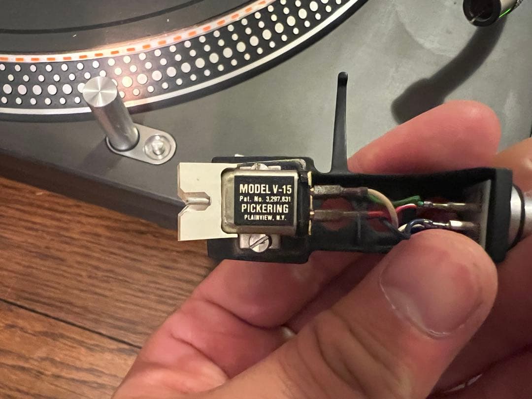 送料着払いTechnicsSL-1200MK3×2台 ジャンク 引取りは割引