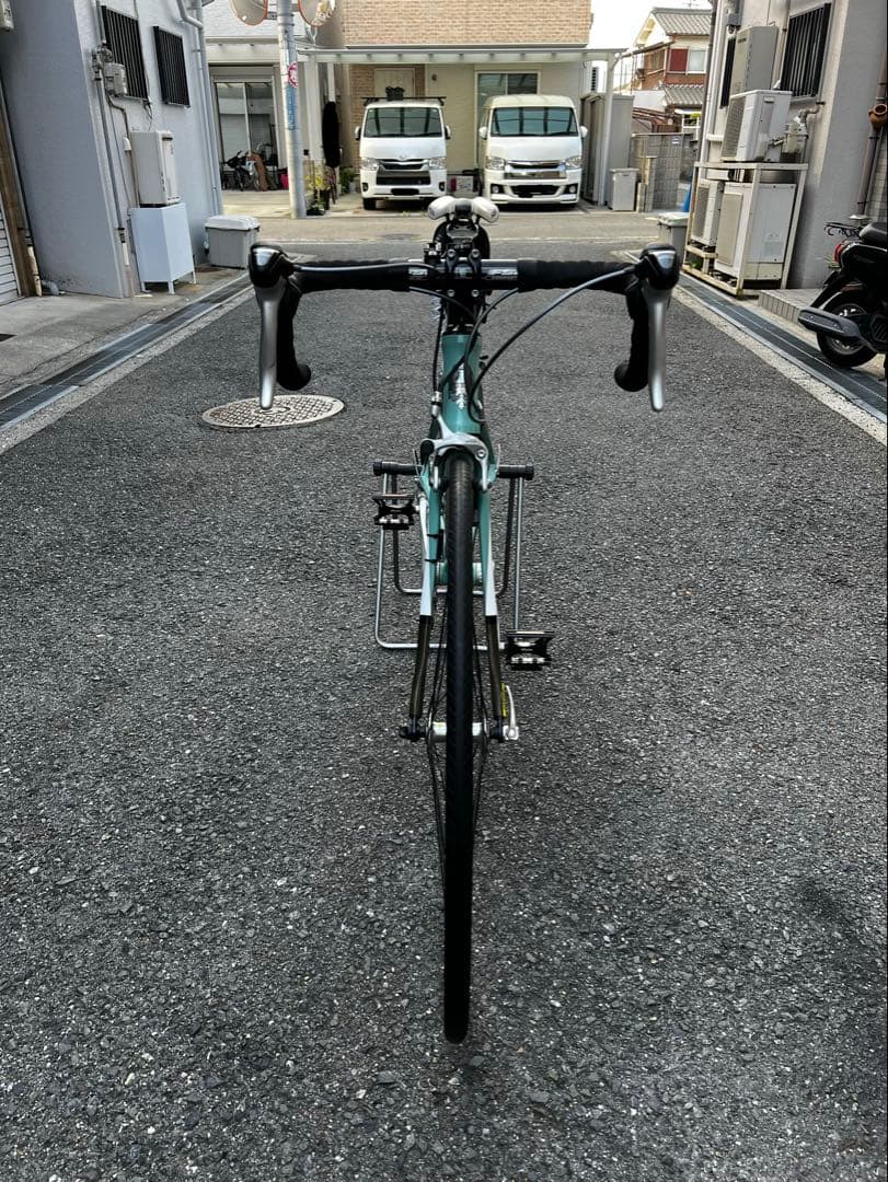 ぽ*た様 【希少な美品】Bianchi carbonロードバイク（C2C Nir