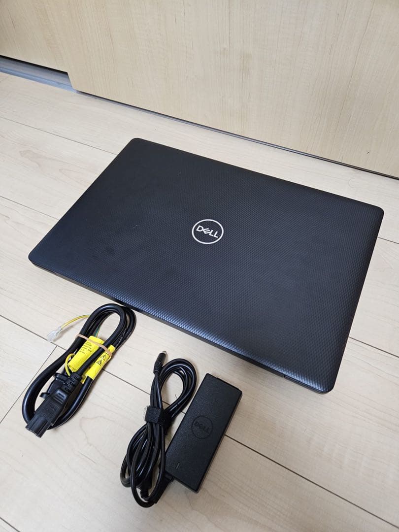 DELL Inspiron 3593 i7 第10世代 SSD240GB