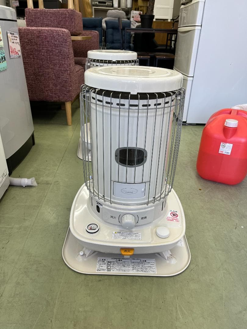 美品 2022年製 CORONA 円筒型石油ストーブ（SL-6622）