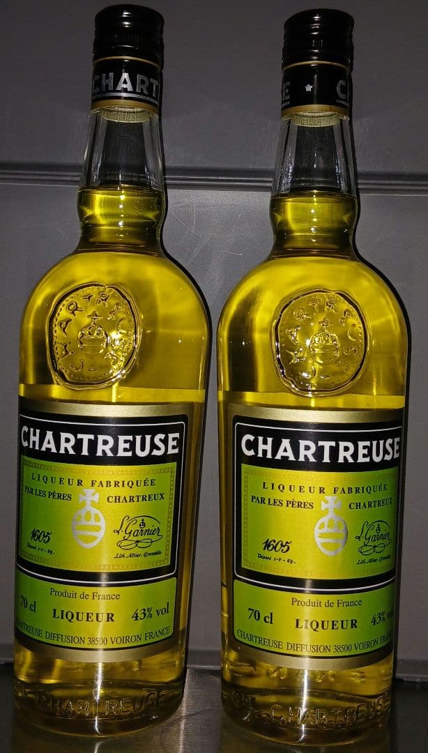 CHARTREUSE シャルトリューズ 黄色　700ml ２本