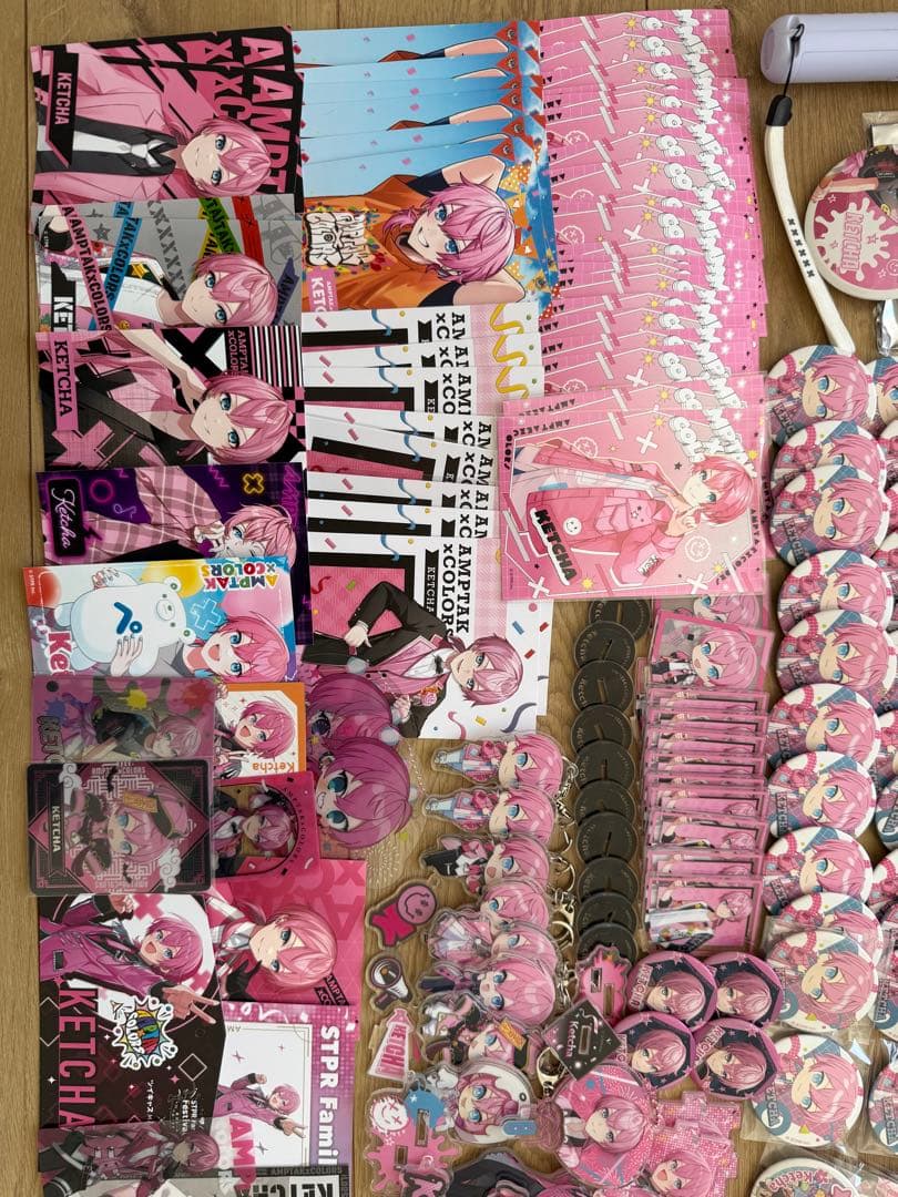 アンプタックカラーズ ケチャ グッズ 大量まとめ売り 缶バッジ うちわ タオル