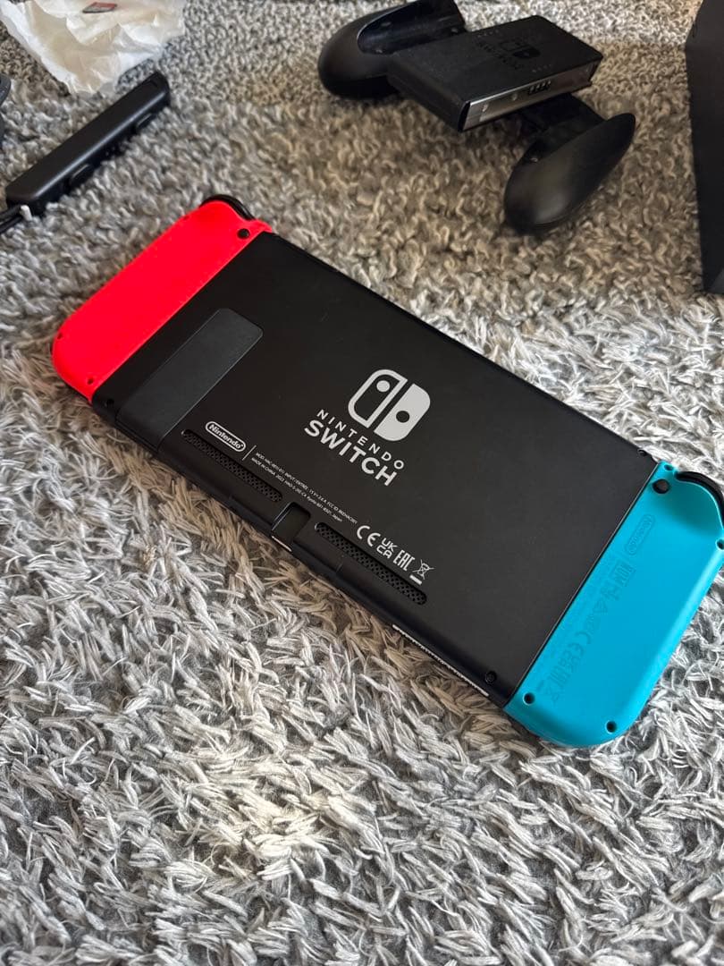 Nintendo Switch / 128GB microSD付き