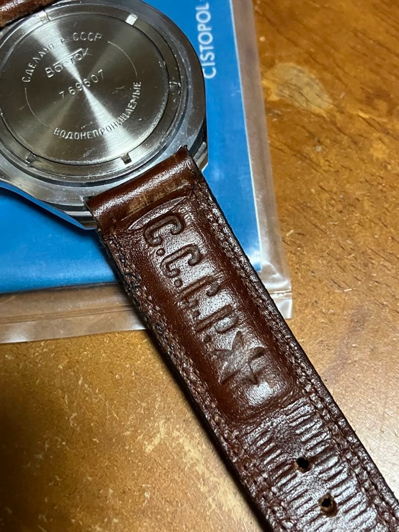 ボストーク コマンダースキー　ダイバーズ 軍用 ソ連時計 ヴィンテージ 稼動