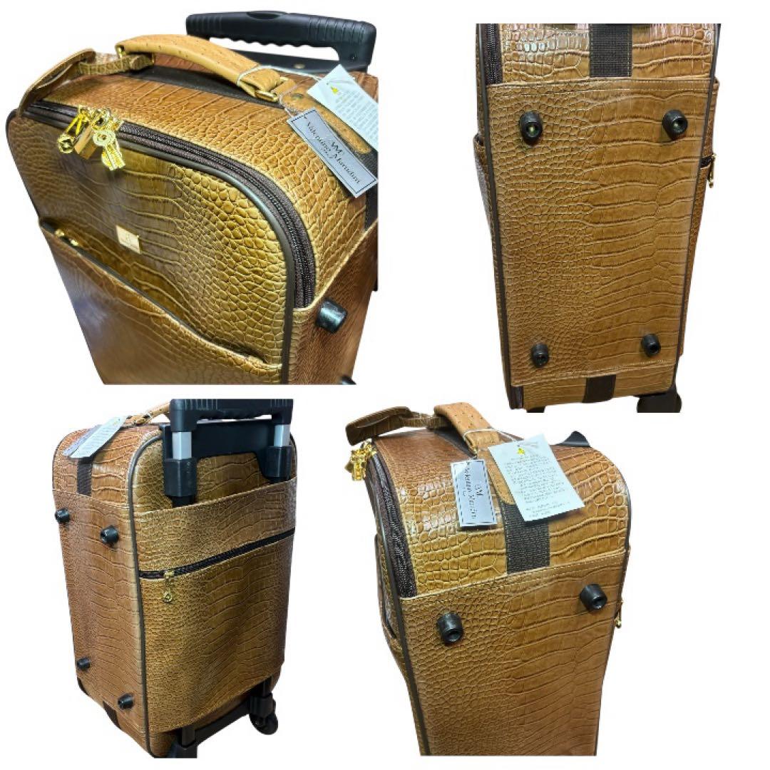 【希少】珍しい　新品未使用 Valentino Marudini クロコ型押し