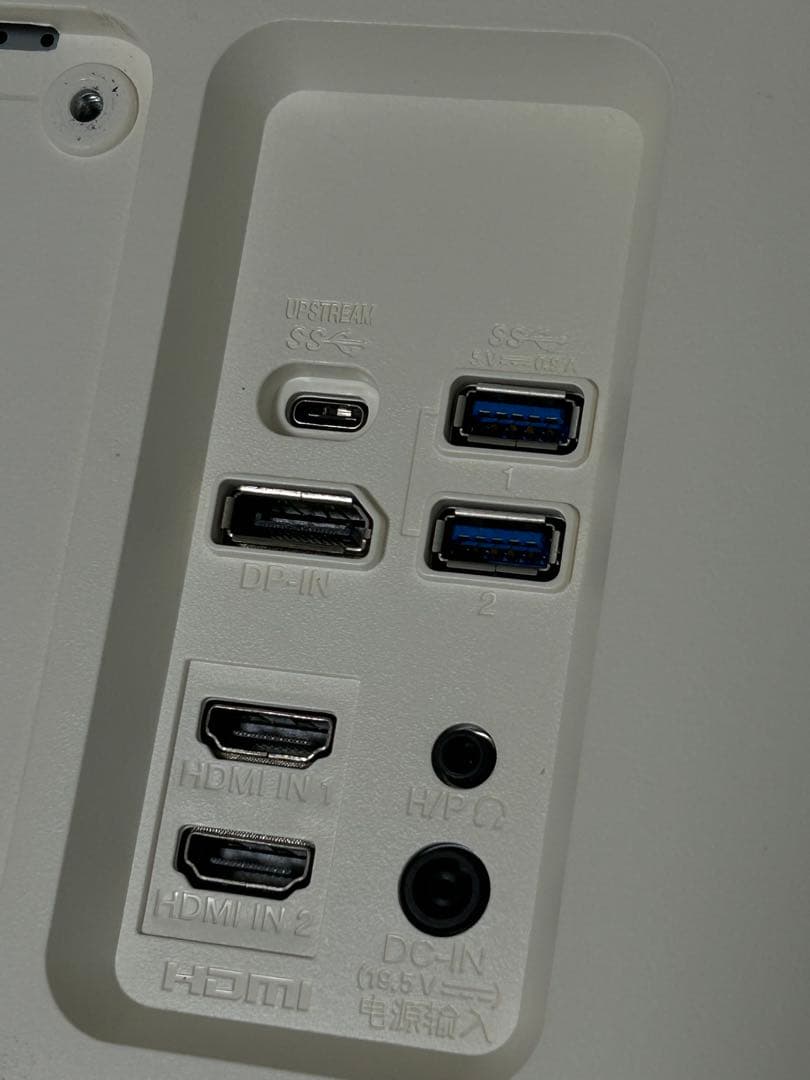 4K対応、LG 32UL750-W 32インチモニター