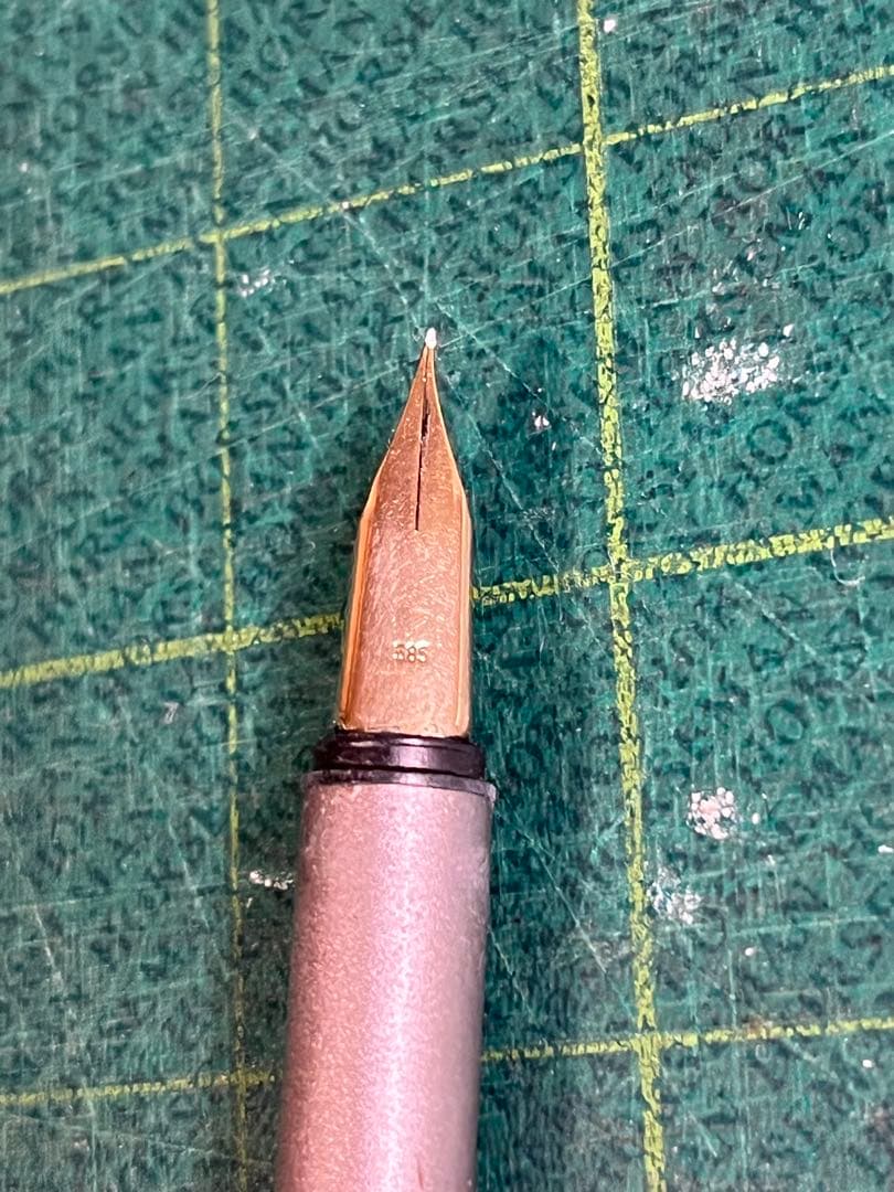 モンブラン MONT BLANC 万年筆 ノブレス　ペン先K14