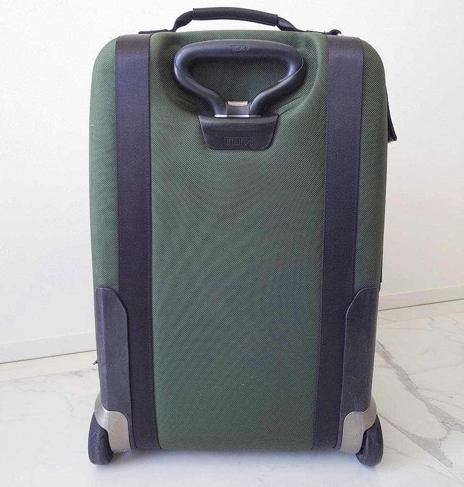 【美品】TUMI アルファブラボー 2輪キャリーバッグ 機内持ち込み可