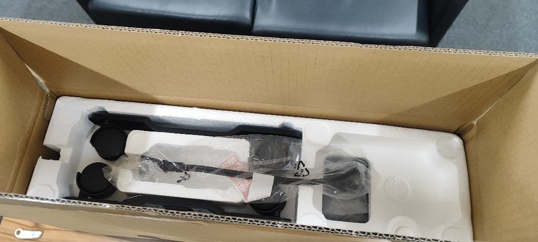 【新品未使用】YAMAZEN オイルレスヒーター ブラック 1200W