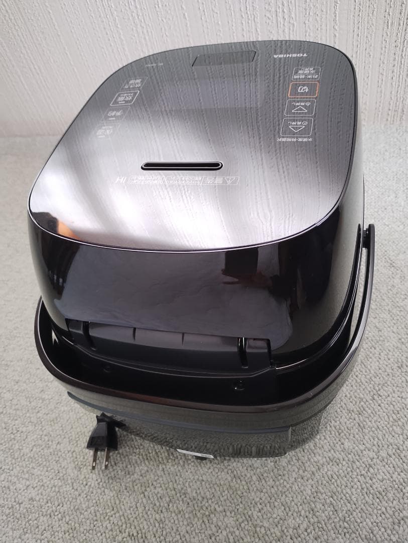 【新品・未使用】東芝 炊飯器 RC-10VXV(K) 5.5合炊き