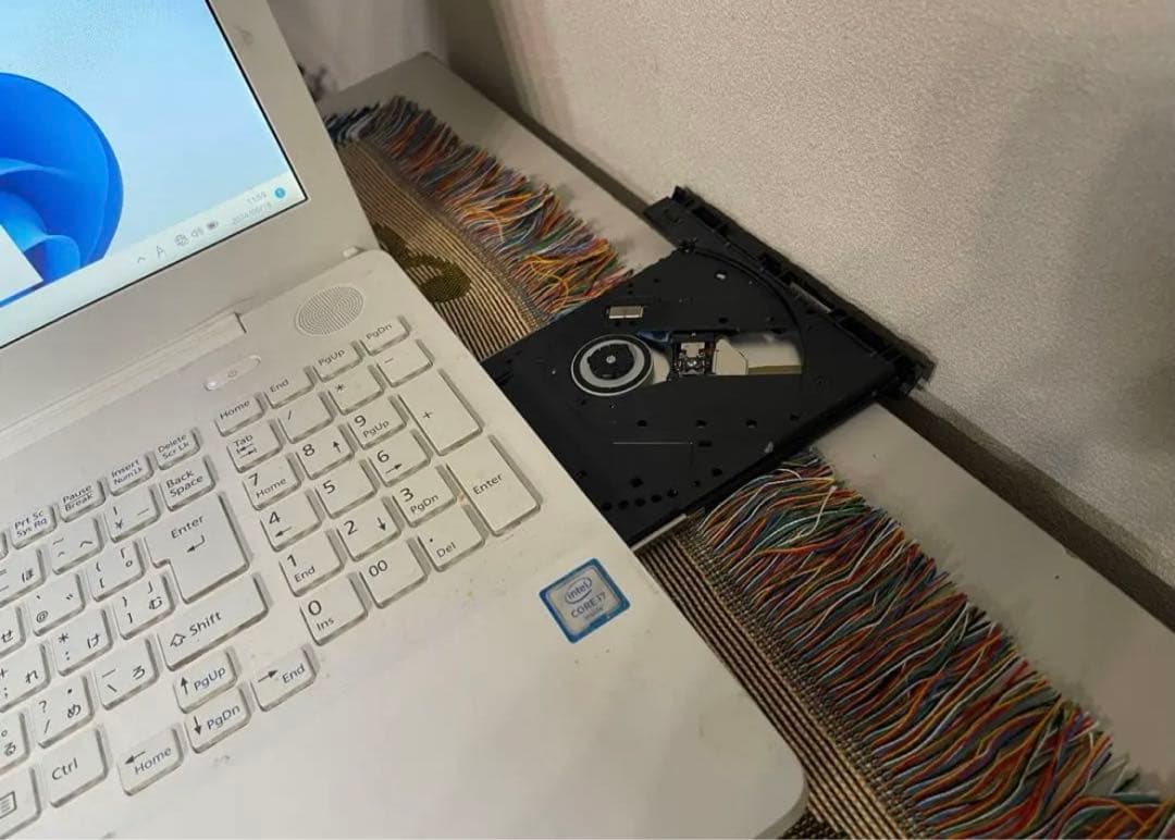 富士通　高性能i7 SSD ノートPC パソコン