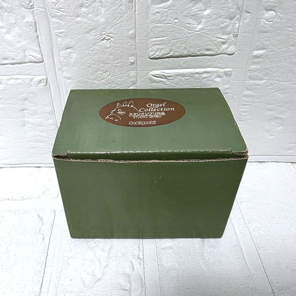 【魔女の宅急便】ジジ一家　オルゴール　箱あり　未使用　レア