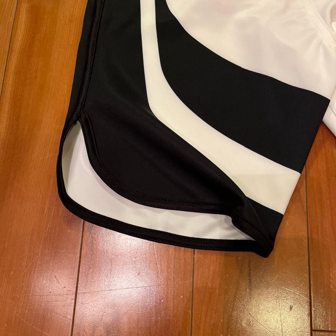 サーフパンツ　VAZO ATHL フィジーク