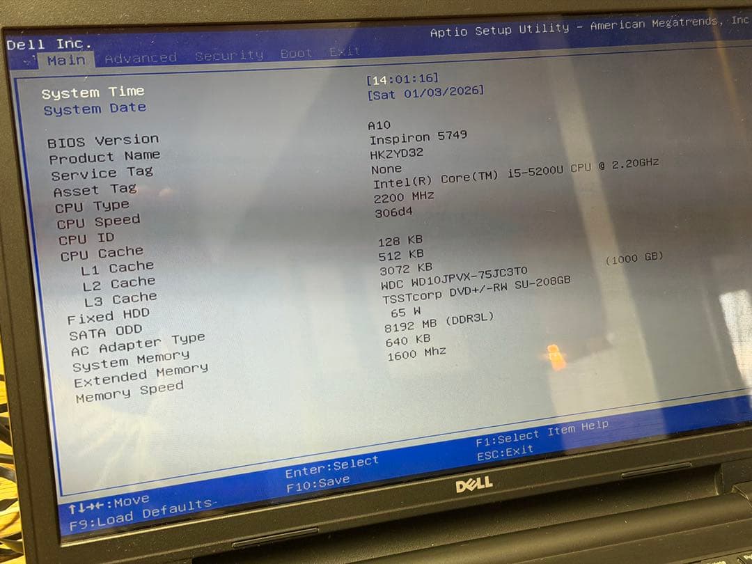 DELLノートパソコン　Inspiron 5749